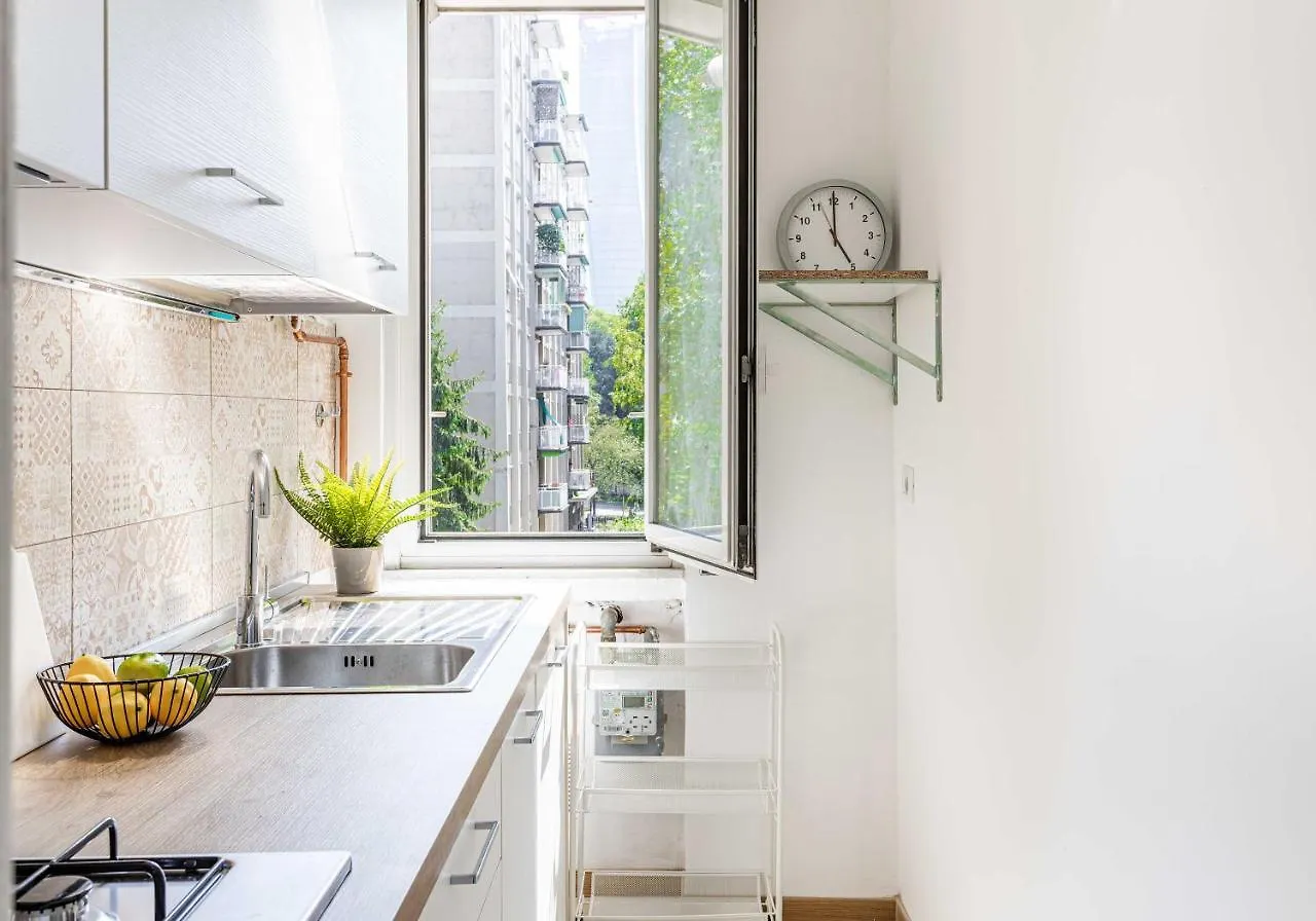 Appartamento Joivy Adorable Flat With Balcony Milano