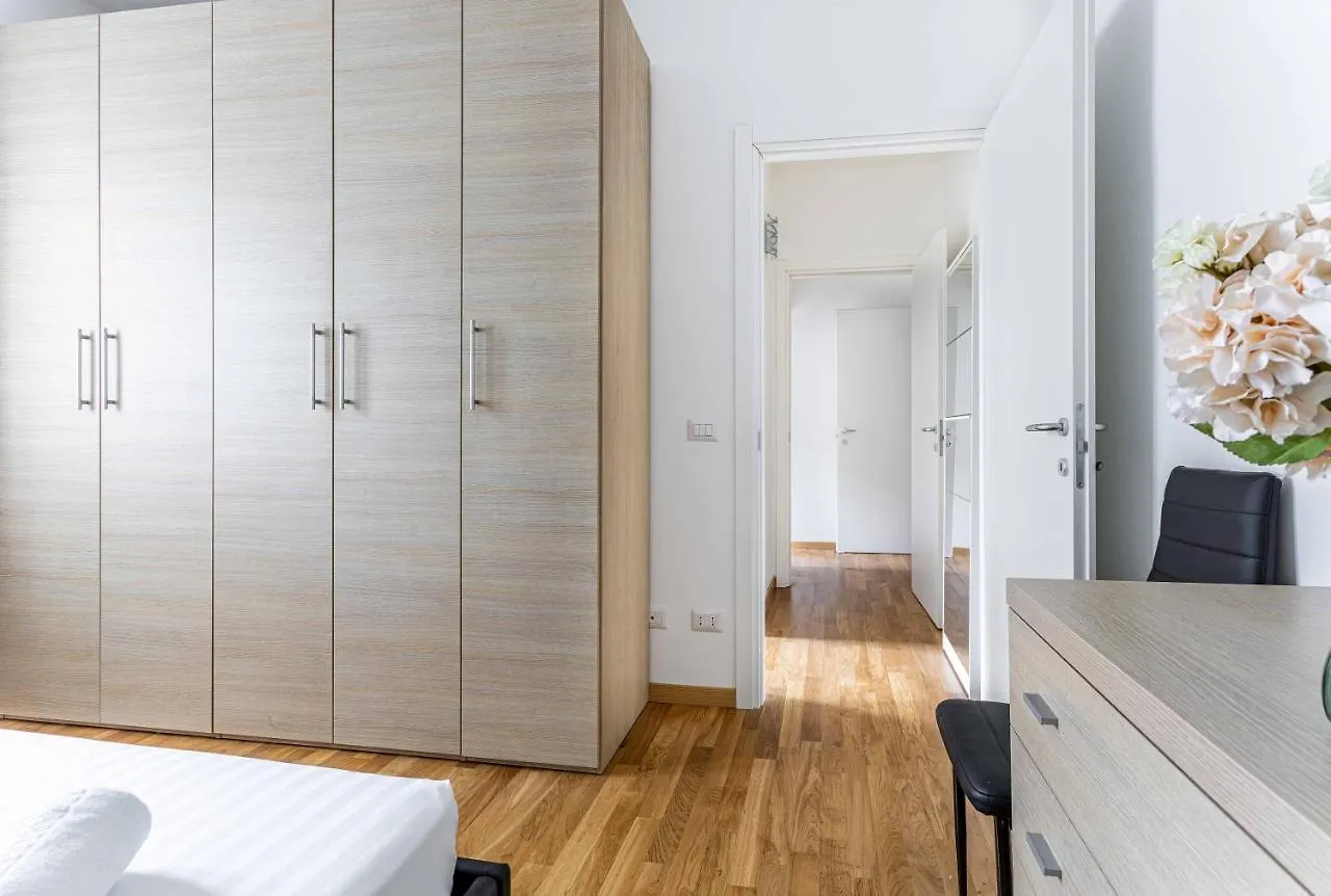Appartamento Joivy Adorable Flat With Balcony Milano 0*,  Italia