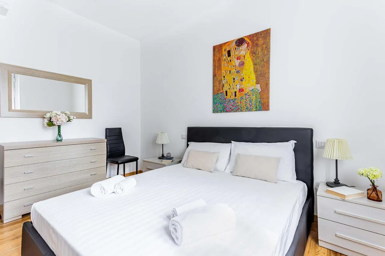 Appartamento Joivy Adorable Flat With Balcony Milano Italia